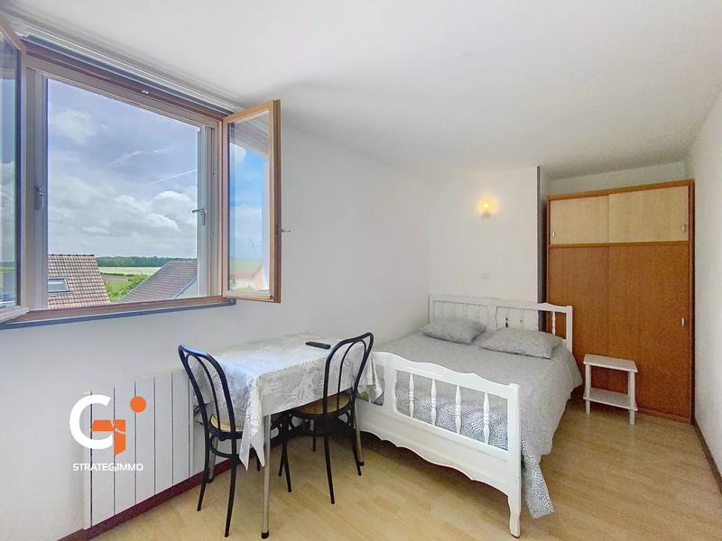 Studio - 14 m² - 1 pièce