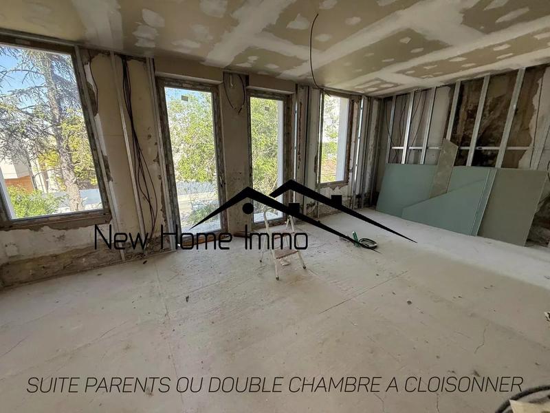 Villa - 174 m² - 6 pièces