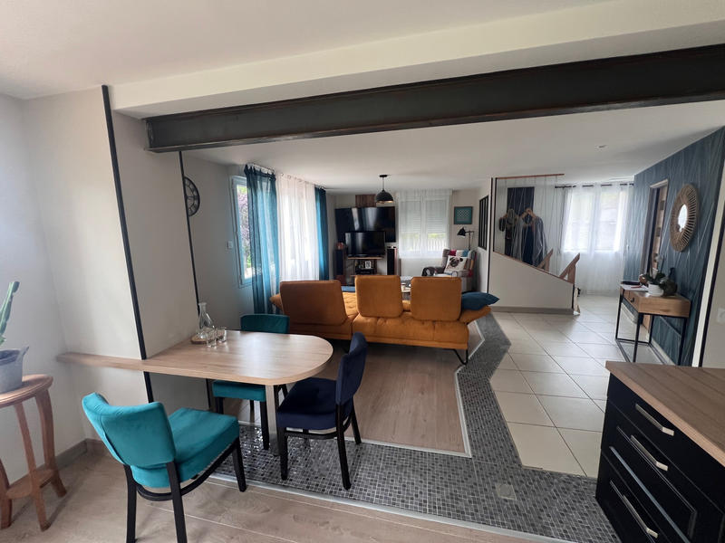 Maison - 418 m² - 20 pièces