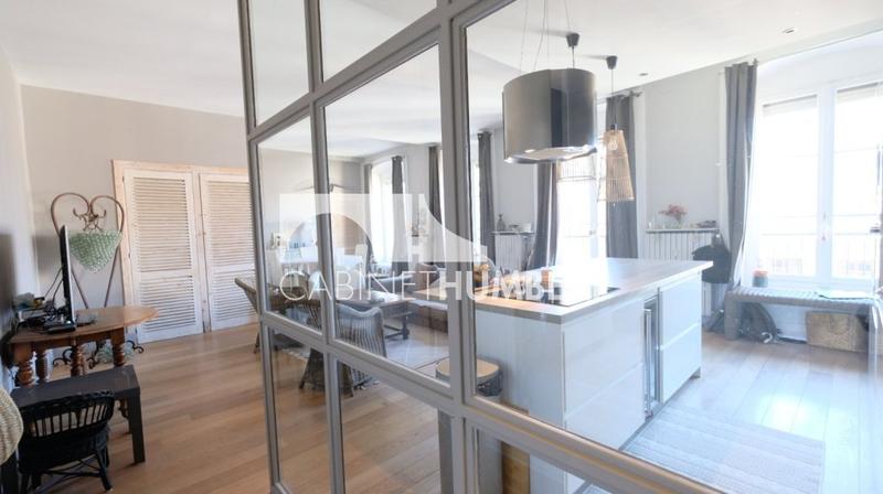 Appartement - 94 m² - 4 pièces