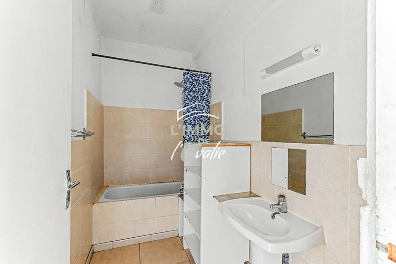 Maison - 327 m² - 9 pièces