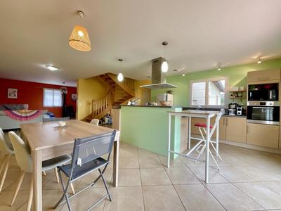 Maison traditionnelle - 160 m² - 5 pièces