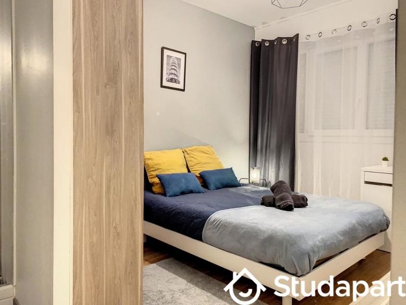 Chambre - 12 m² - 1 pièce