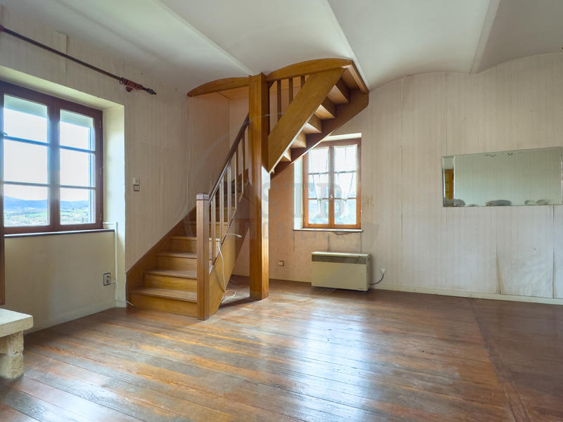 Maison de village - 142 m² - 8 pièces