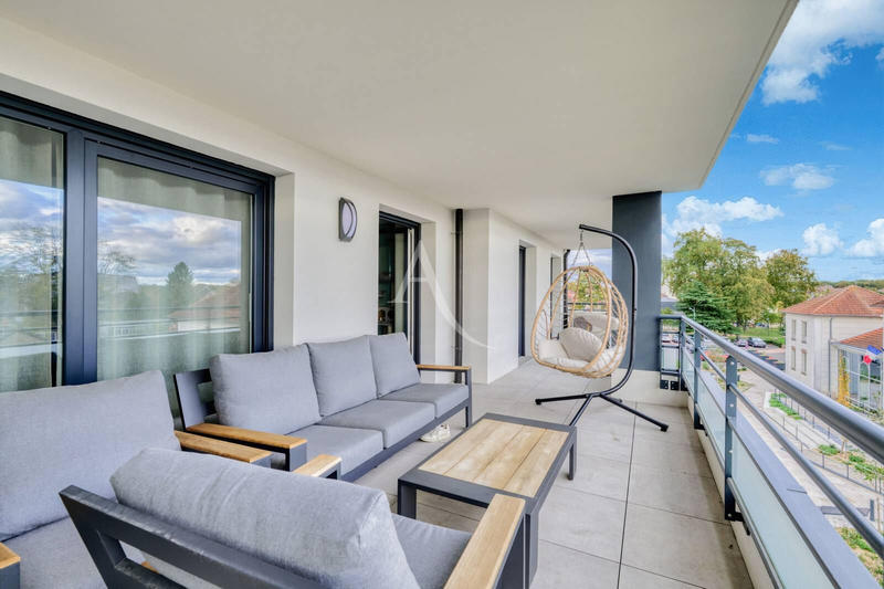 Appartement - 87 m² - 4 pièces