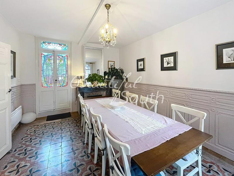 Maison chambre d'hôtes - 212 m² - 8 pièces
