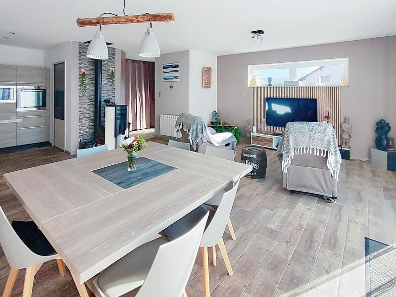 Maison - 91 m² - 5 pièces