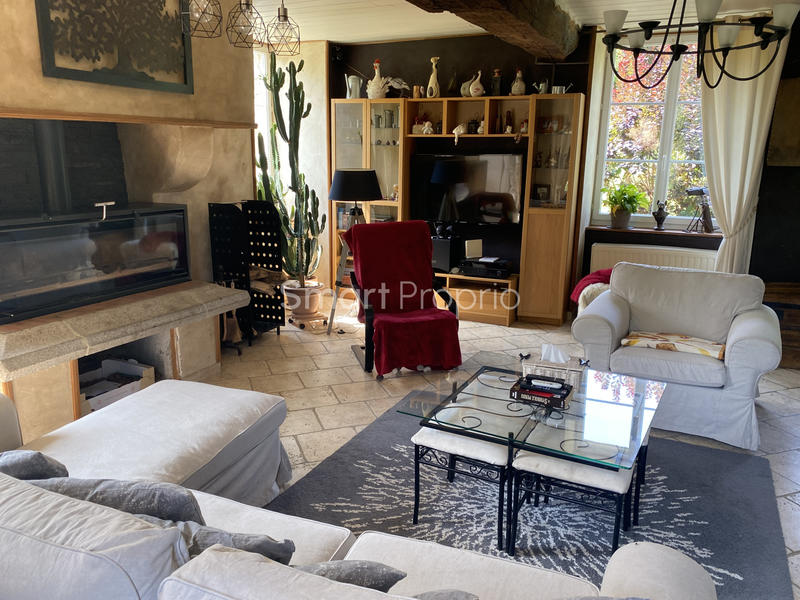 Maison - 187 m² - 8 pièces