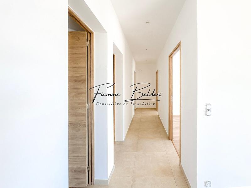 Villa - 120 m² - 4 pièces