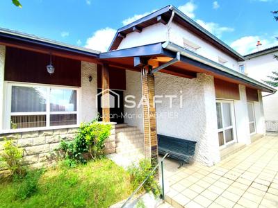 Maison - 175 m² - 9 pièces