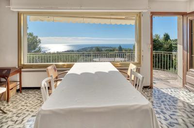 Villa - 240 m² - 10 pièces