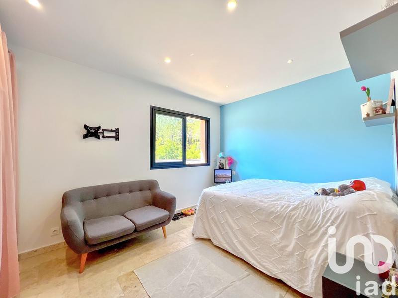 Maison - 290 m² - 8 pièces