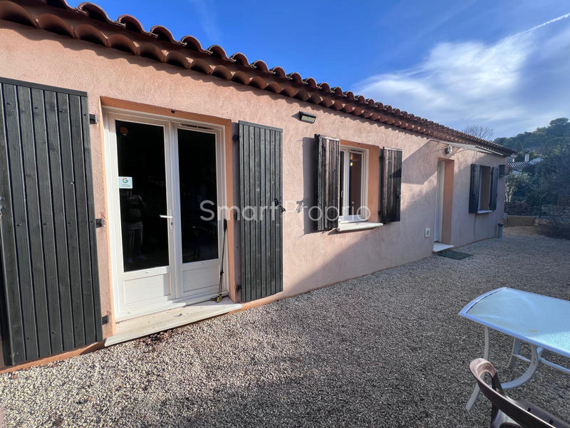 Villa - 100 m² - 5 pièces