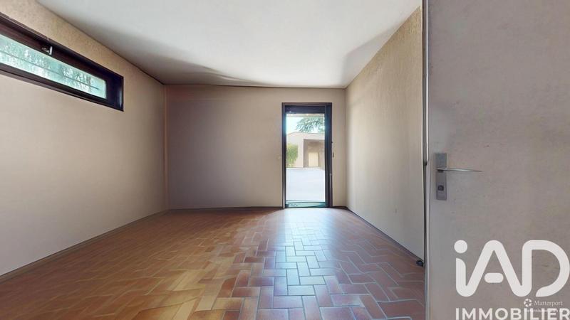 Maison - 245 m² - 8 pièces