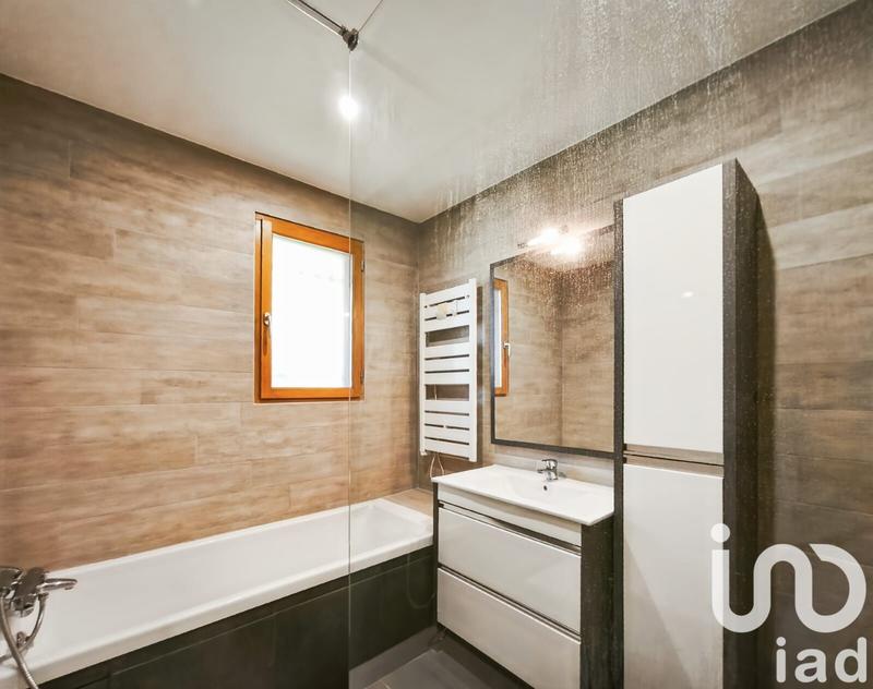 Maison - 137 m² - 6 pièces