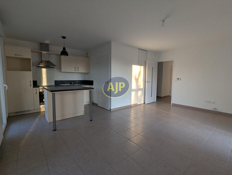 Appartement - 81 m² - 4 pièces