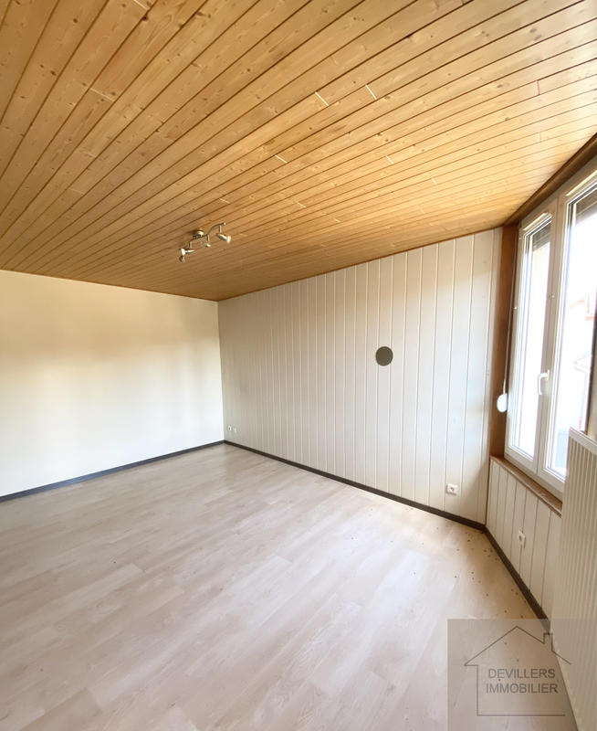 Immeuble - 180 m² - 9 pièces