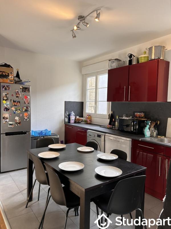 Chambre - 12 m² - 1 pièce