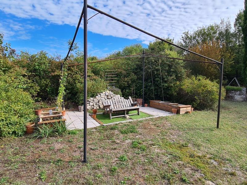 Propriété - 460 m² - 14 pièces