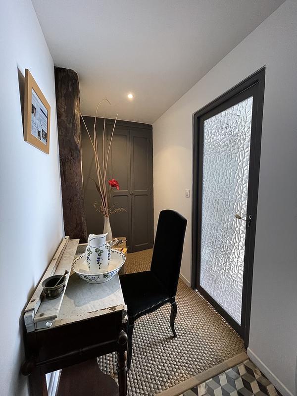 Maison - 209 m² - 8 pièces