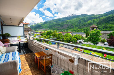 Appartement - 94 m² - 5 pièces