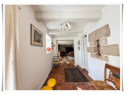 Maison - 224 m² - 8 pièces