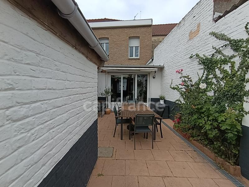 Maison - 137 m² - 6 pièces