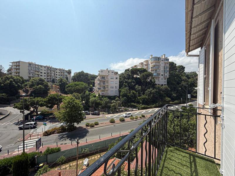 Immeuble - 146 m² - 8 pièces