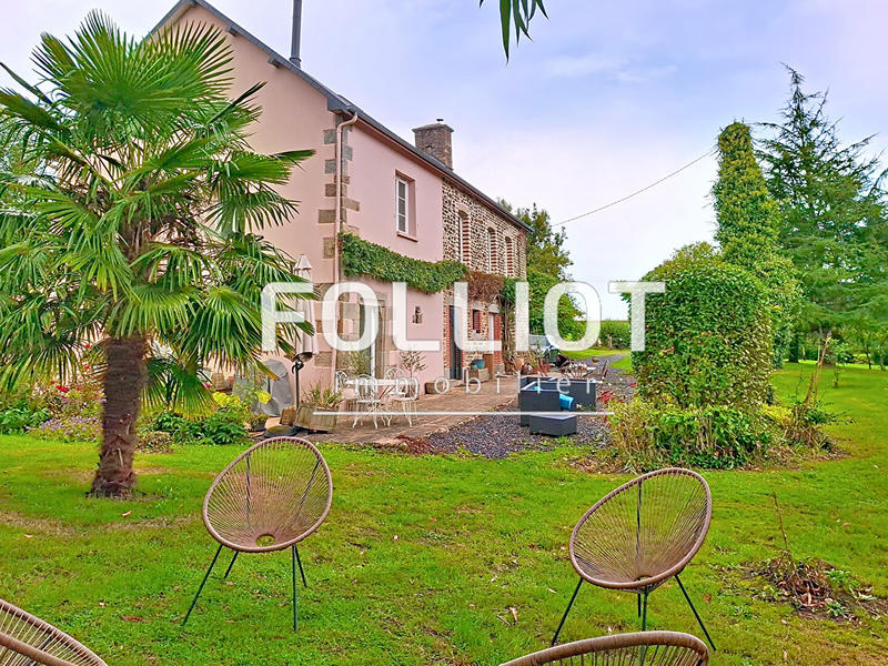 Maison - 248 m² - 7 pièces