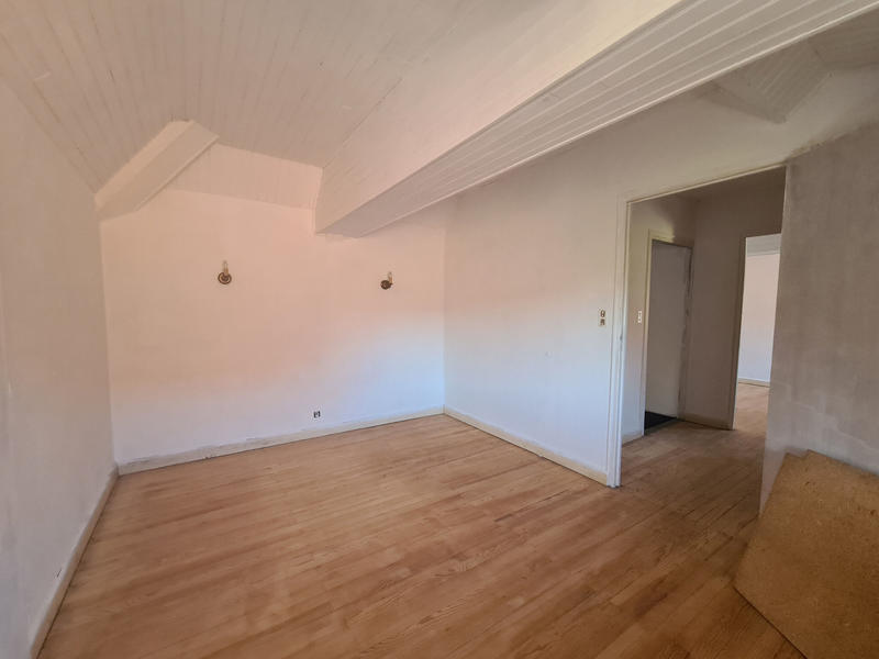 Maison - 137 m² - 5 pièces