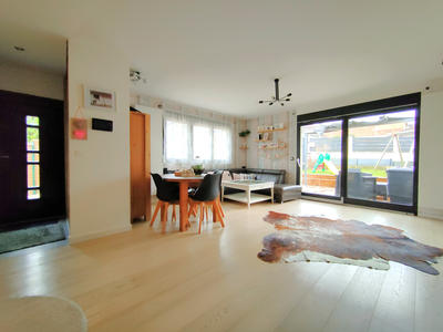 Maison - 86 m² - 4 pièces