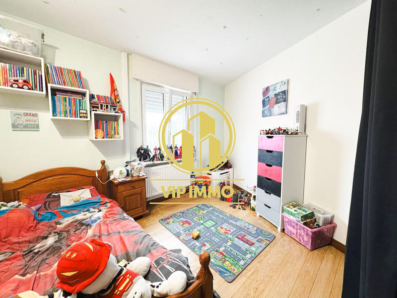 Maison - 131 m² - 7 pièces