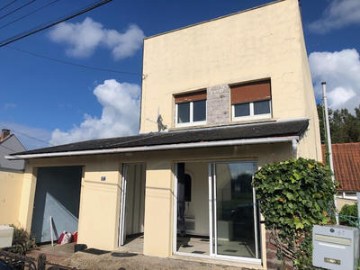 Maison - 92 m² - 5 pièces