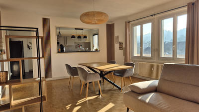 Appartement - 83 m² - 3 pièces