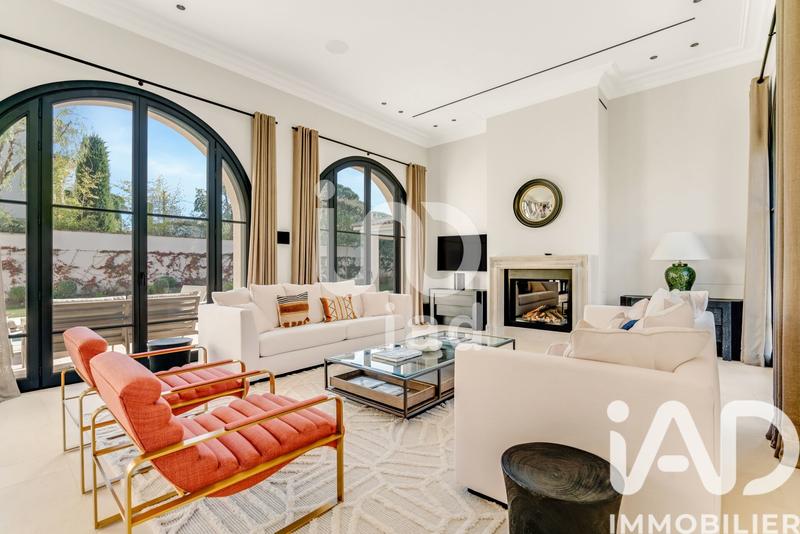 Maison de maîtres - 268 m² - 7 pièces