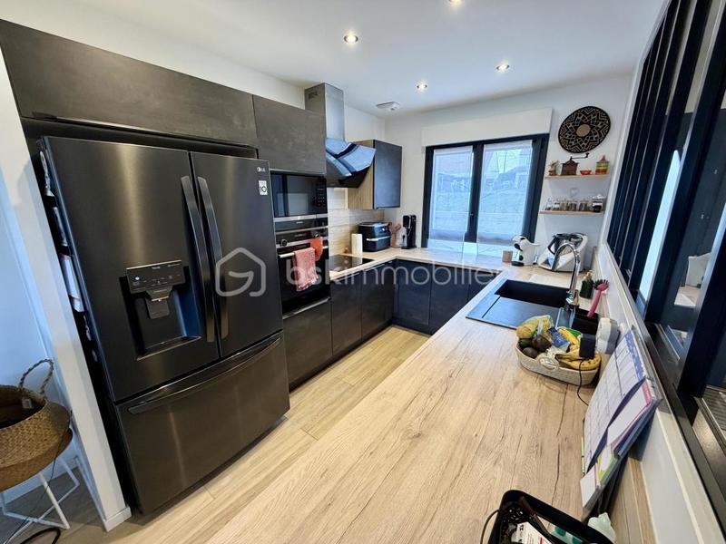 Maison - 103 m² - 5 pièces