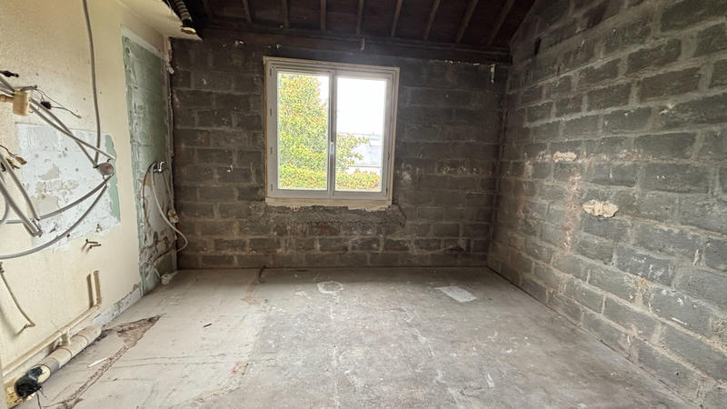 Maison - 85 m² - 5 pièces