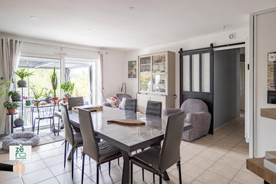 Maison - 75 m² - 5 pièces