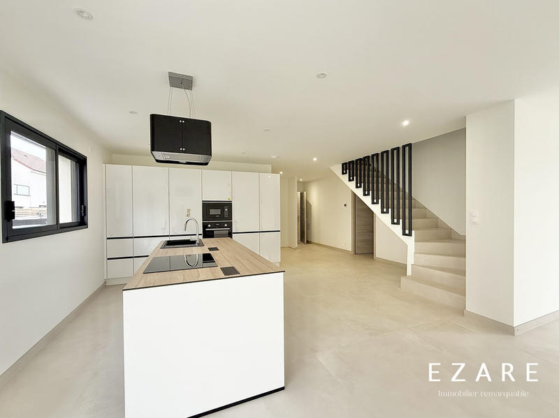 Maison - 139 m² - 5 pièces