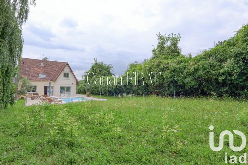 Maison - 195 m² - 7 pièces