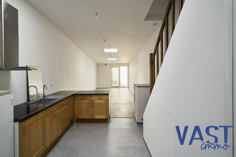 Maison - 92 m² - 4 pièces