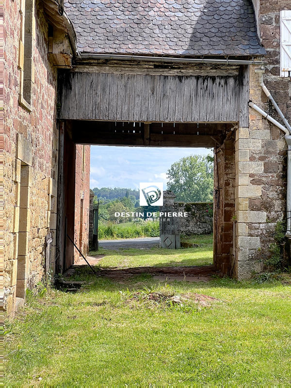 Propriété - 120 m² - 5 pièces