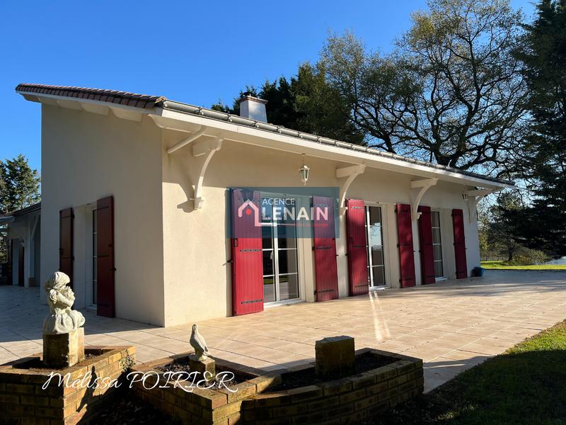 Propriété - 192 m² - 6 pièces