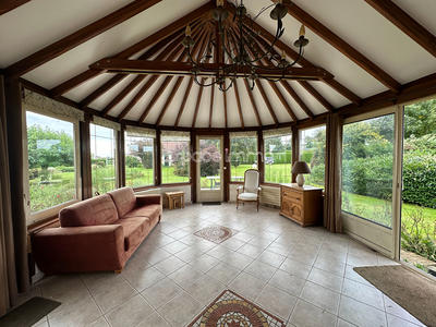 Maison - 213 m² - 7 pièces