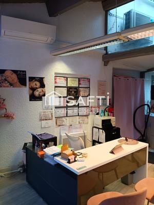 Local commercial - 91 m² - 2 pièces