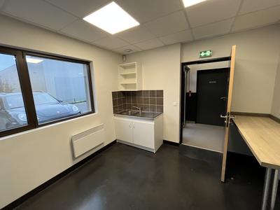 Bureau - 145 m²