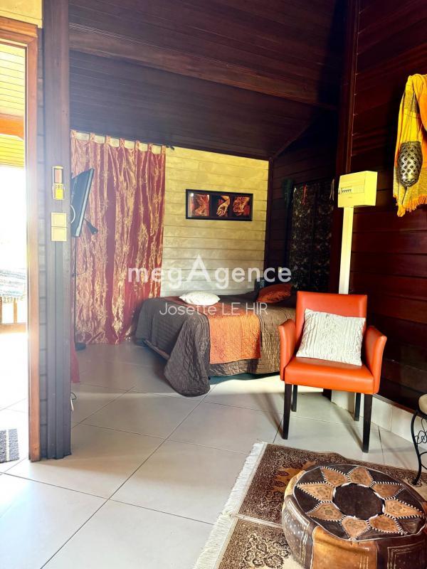 Maison de campagne - 350 m² - 8 pièces