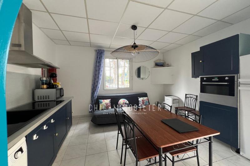 Maison - 140 m² - 9 pièces