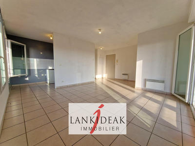 Appartement - 48 m² - 2 pièces