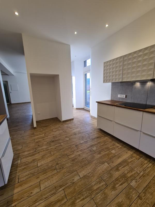 Corps de ferme - 140 m² - 5 pièces